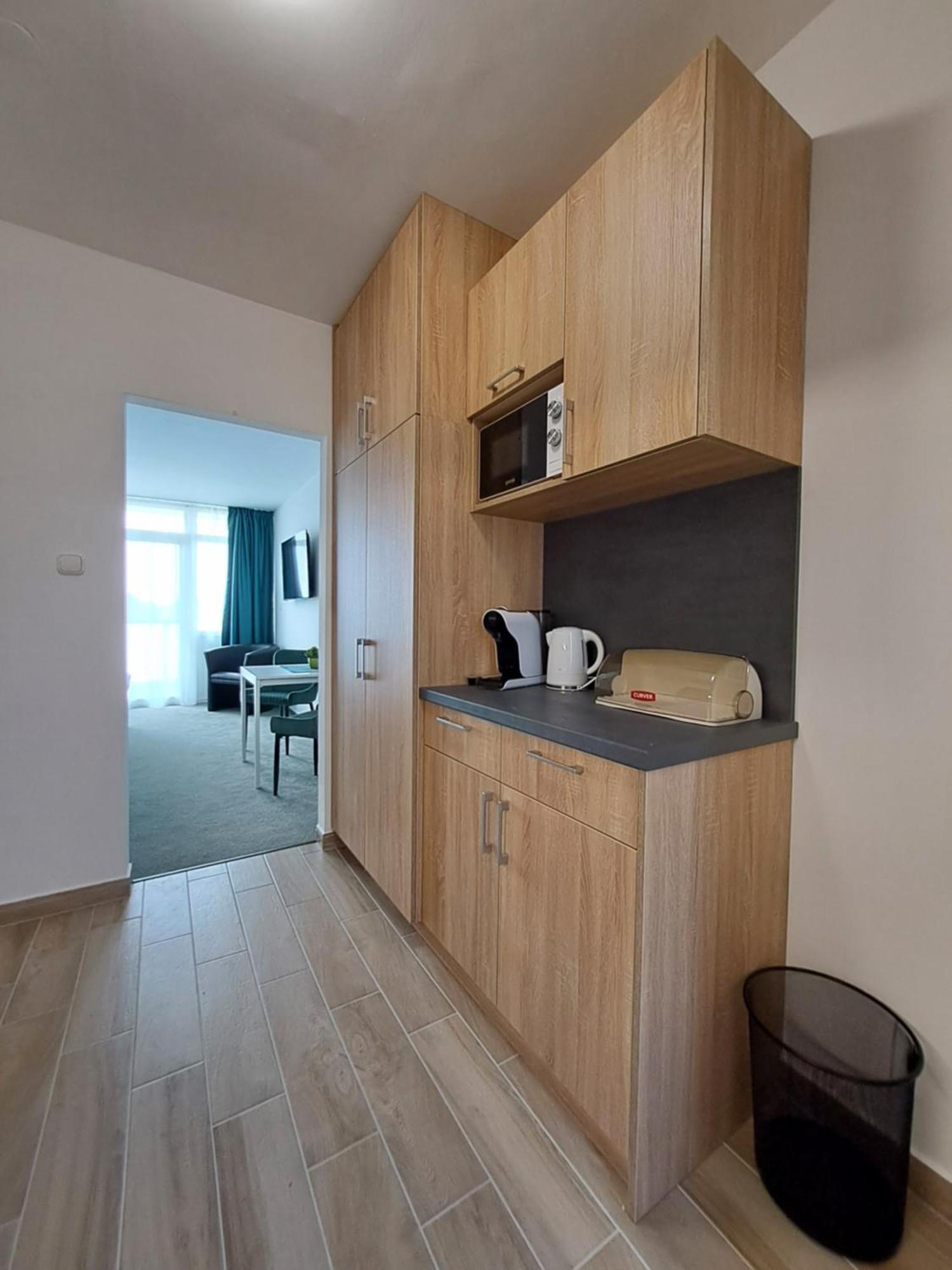 Partside Balatonfuered Apartment Ngoại thất bức ảnh