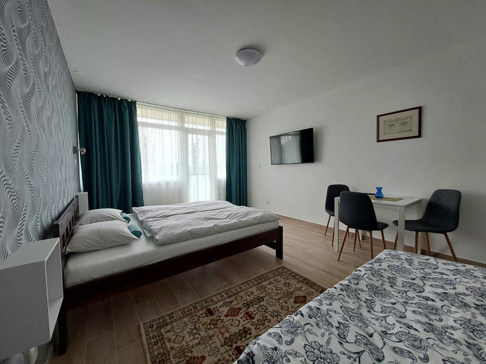 Partside Balatonfuered Apartment Ngoại thất bức ảnh